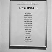 Obsazení Res publica III ve foyer DNJ